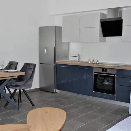 House Dodik In Tar Penzion 4*