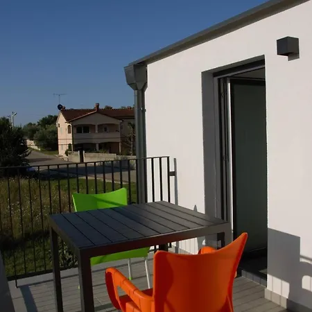 House Dodik In Tar Penzion Tar-Vabriga