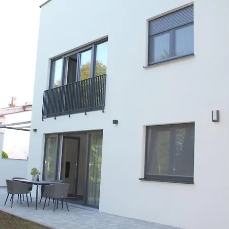 House Dodik In Tar Penzion