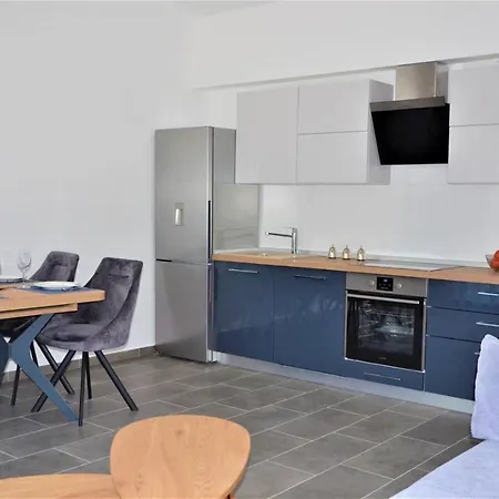House Dodik In Tar Penzion 4*