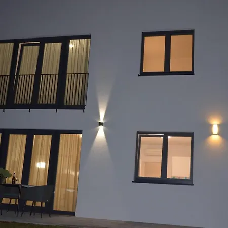 House Dodik In Tar Penzion 4*