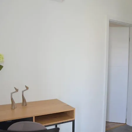House Dodik In Tar 招待所